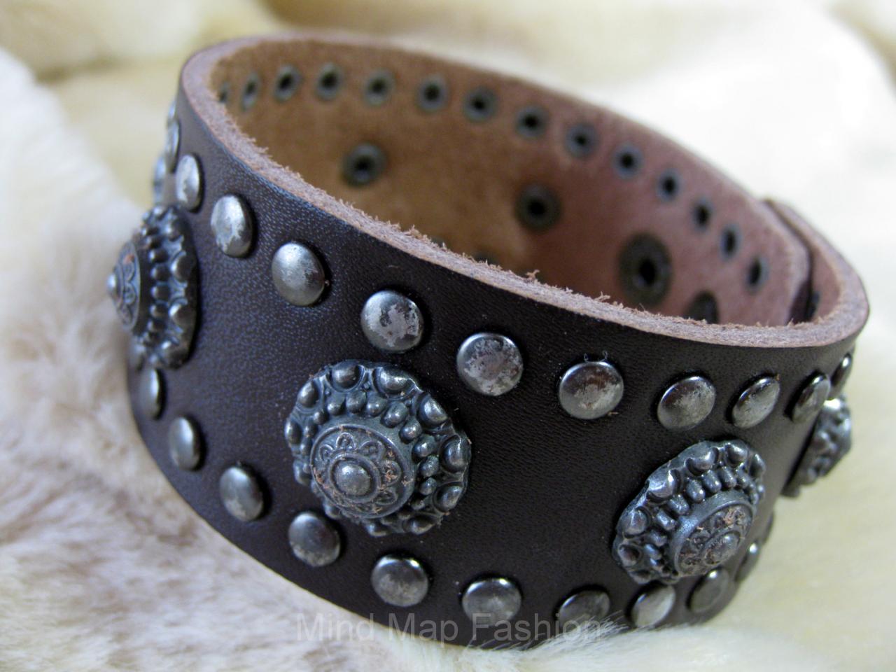Retro Vintage Style Wide Leather Punk Rock Studs Snap Bracelet Wristband Bangle
